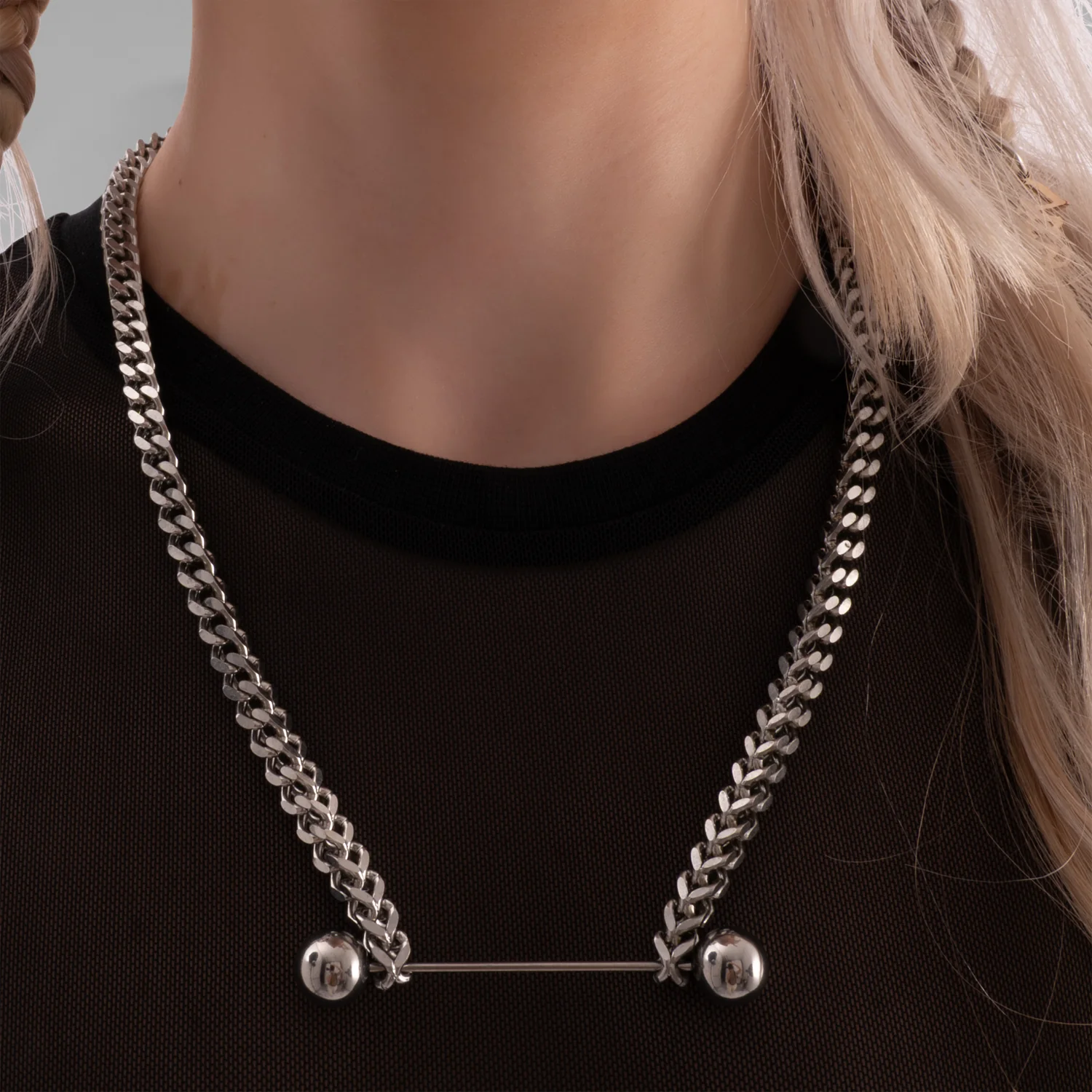 Avantgarde Stainless Steel Chain - Image 3