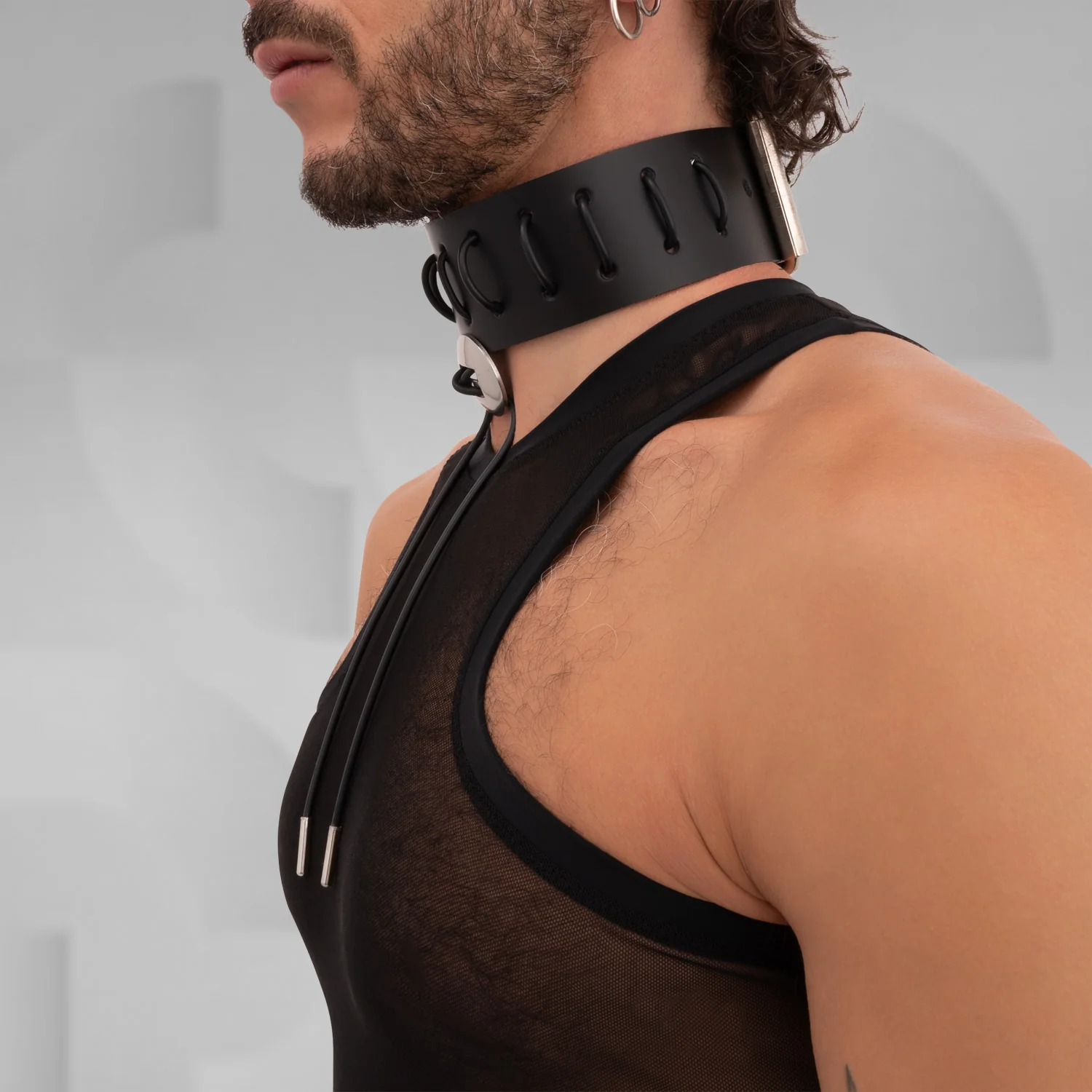 Black Mesh Crop Tank Top - Image 4