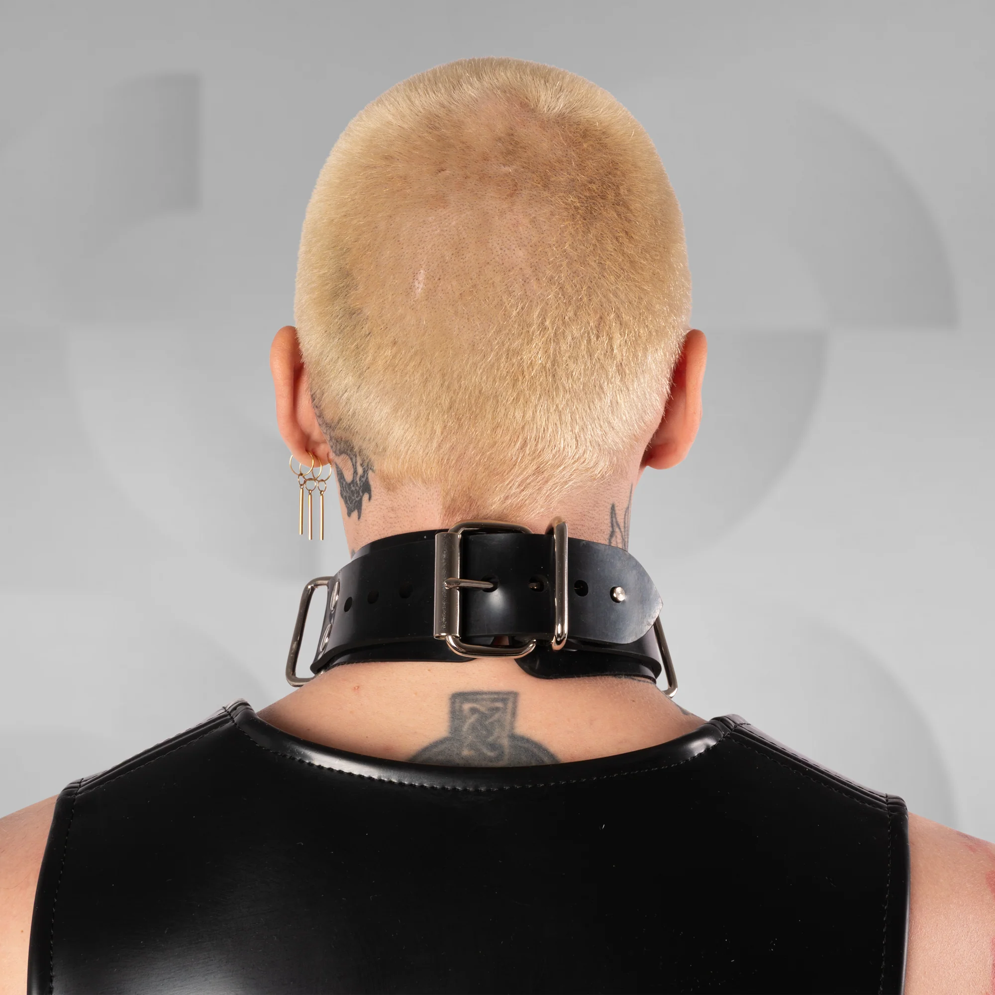 Bold Rubber Collar - Image 3