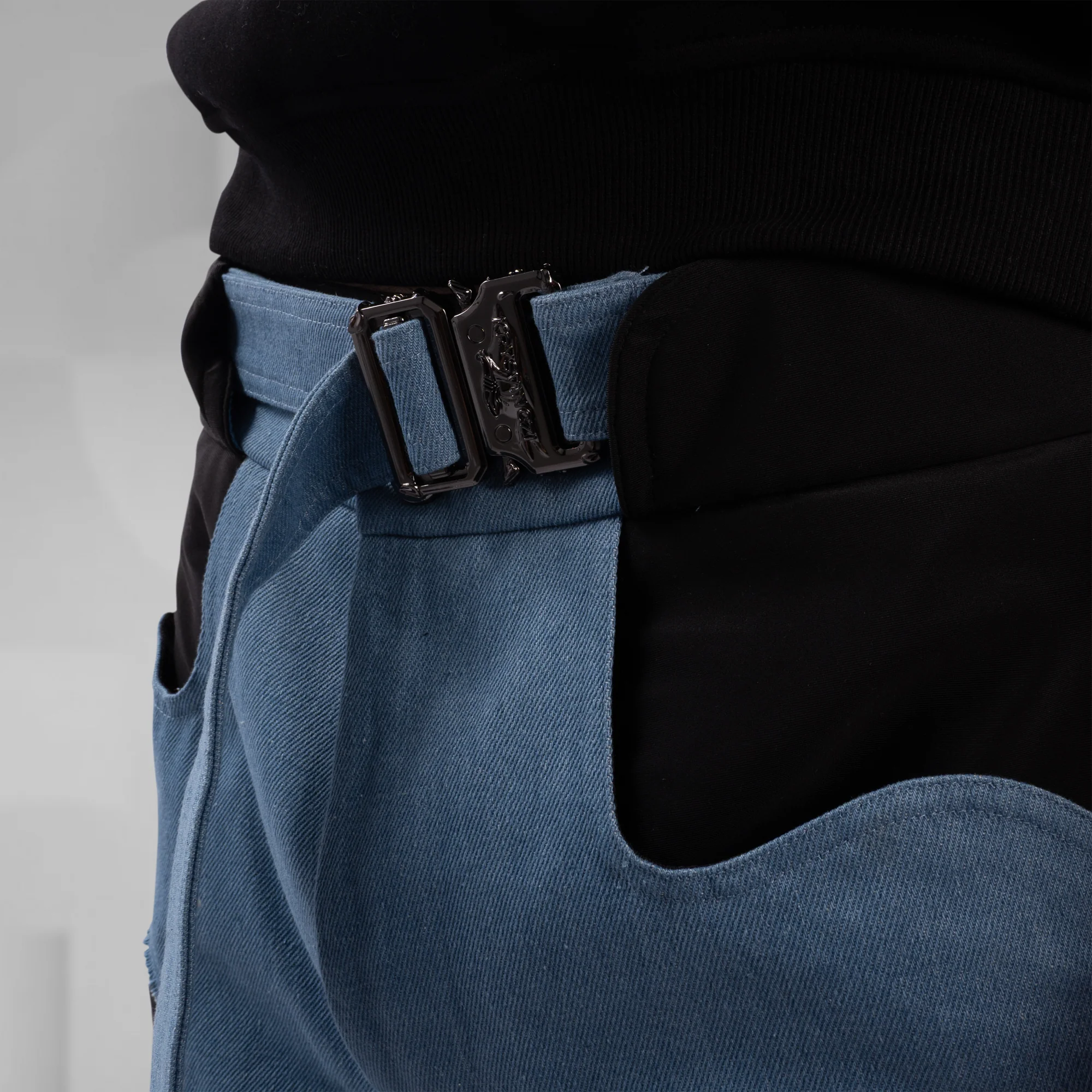 Fluid Baggy Denim Jeans - Image 8